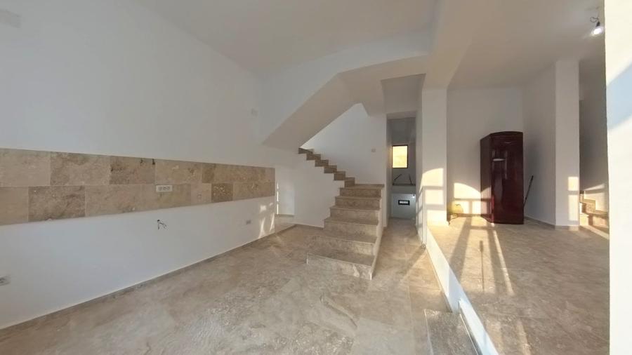 Vila de vânzare în stațiunea balneoclimaterică Sărata Monteoru - 17