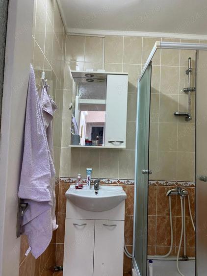 De vanzare apartament cu 4 camere-Lunca Pomostului! - 1