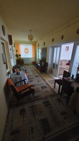 Casa Miercurea Nirajului cu teren, garaj si livada - 1