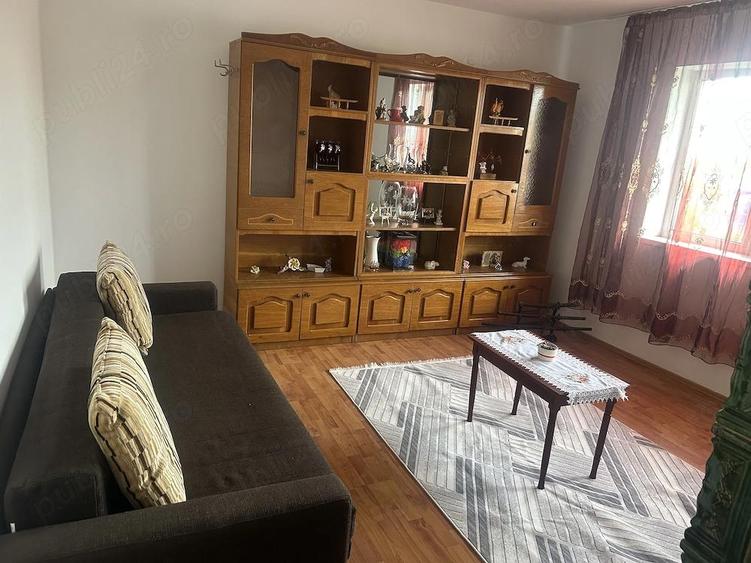 Inchiriez apartament mobilat - 5
