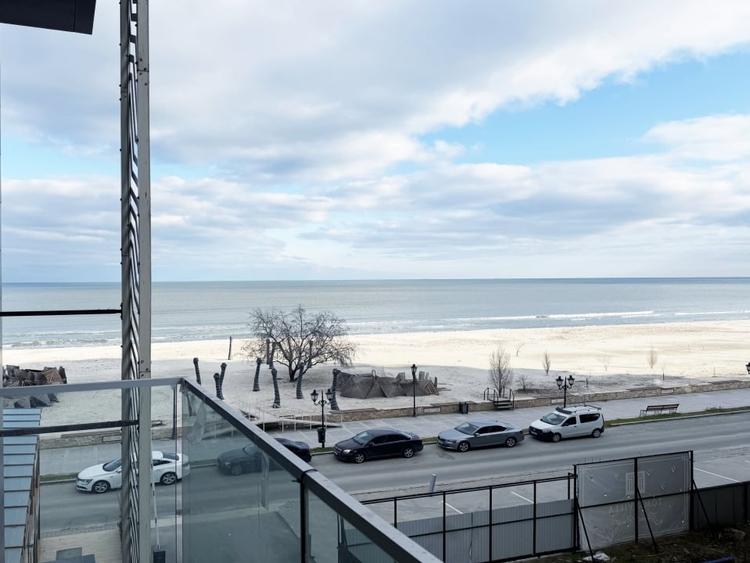 Vedere frontală la mare- Apartamant cu 2 camere in Mamaia Nord - 1