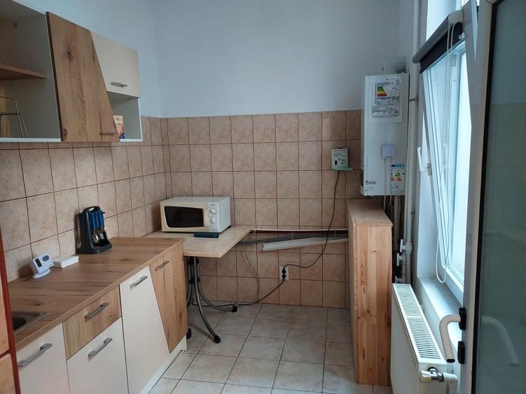 PARTICULAR TITULESCU-METROU BASARAB vila , IDEAL FIRMA,5 cam 1300 eur - 6