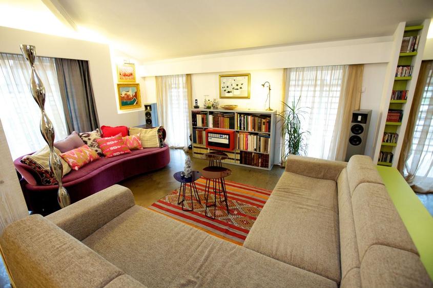Apartament cu 5 camere decomandat, mobilat în Central