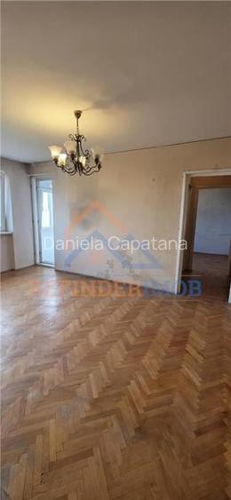 Vanzare apartament 2 camere zona Drumul Taberei - Plaza Romania
