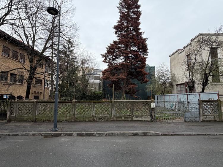 Bulevardul Aviatorilor Emil Pangrati - 1