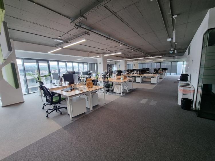 Cladire de Birouri - Semicentral - Clasa A - 8