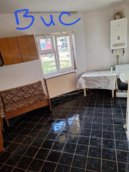 vand apartament 2 camere, decomandat, parter, 52 mp. Campulung - 1
