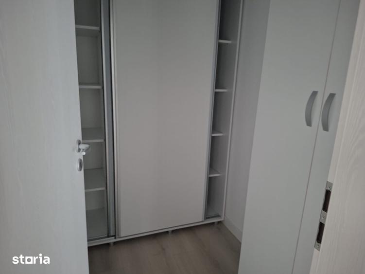 Casă cu 4 camere cu Teren 400 Mp în Păulești