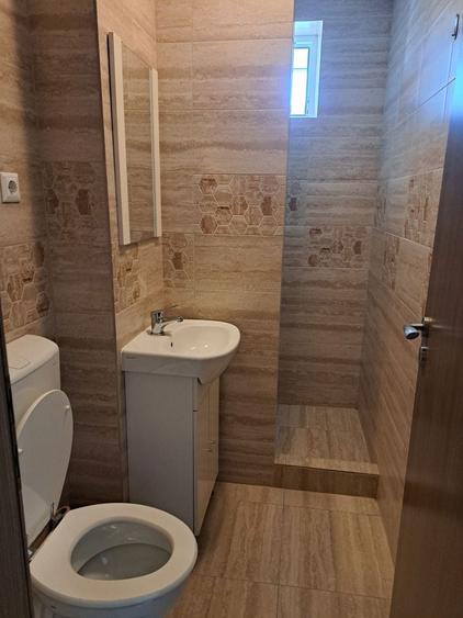 2 camere etaj 1 zona cedonia 350 eu - 7