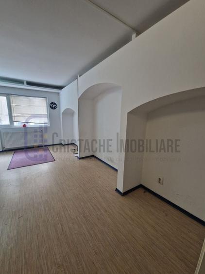 Birou 21 mp, igenizate si foarte bine intretinut, Dristor - 6