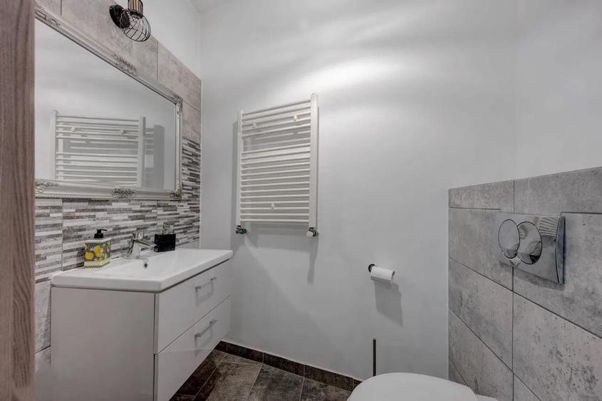 URGENT!, IMOBIL INDEPENDENT, 1260 MP, CURTE, LOCUIT/BIROURI,NEGOCIABIL - 10