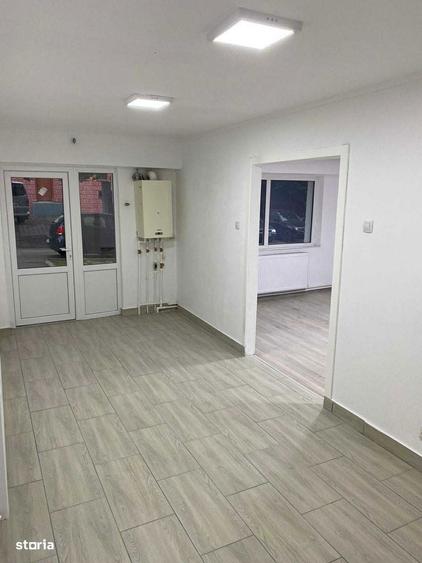 De vanzare spatiu comercial in cartierul D-va Nord - 2