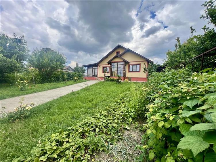 Vila cu 4 camere si 2 bai, 856mp de teren, de vanzare in Dancas - 2