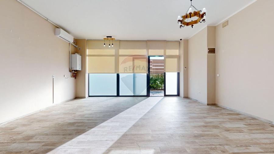 Spațiu comercial de închiriat Brașov, Răcădău, Ansamblul Cosmopolit - 2