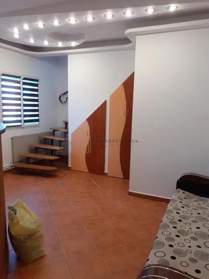 Ocazie! Apartament la mansarda 45 mp utili plus balcon, Valea Aurie - 5