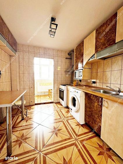 Apartament cu 2 camere decomandat, situat in cartierul Mazepa 2. - 8