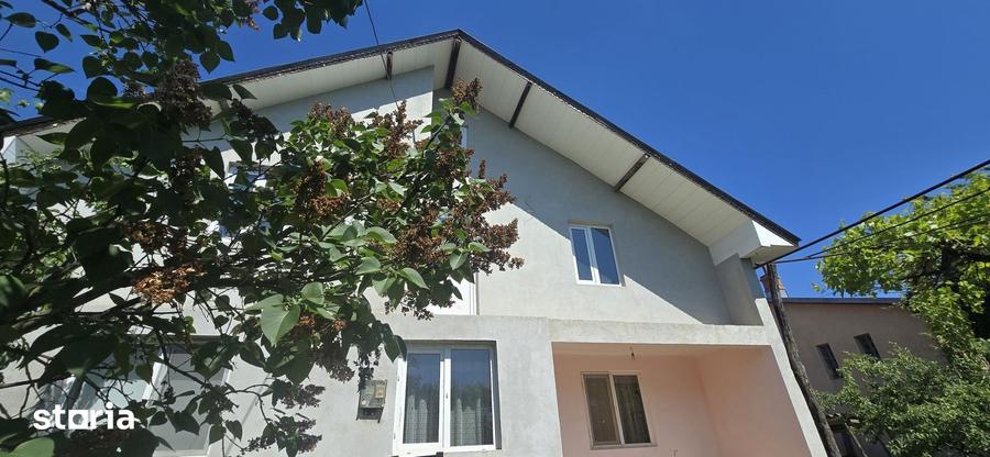 Casă cu 5 camere cu Teren 2804 Mp în Suseni-Socetu