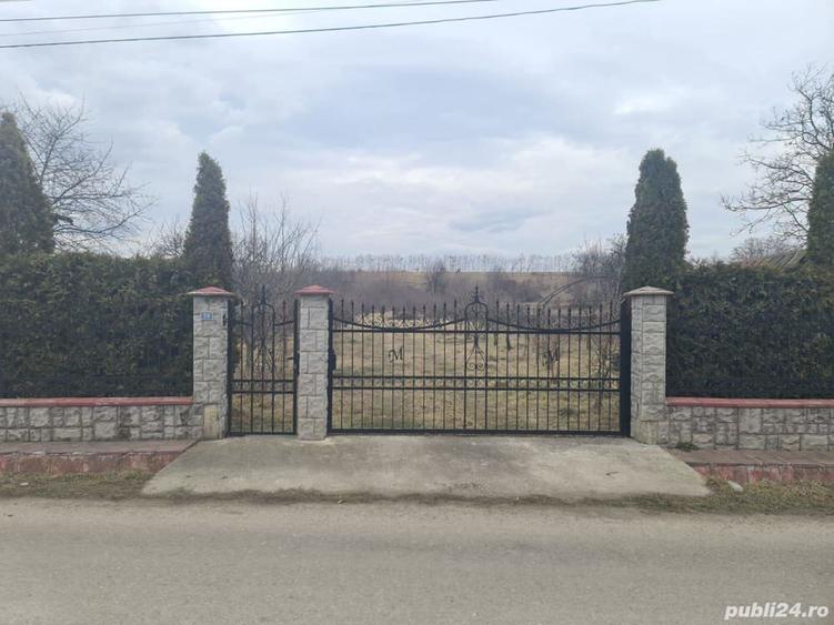 Teren de 4005 mp, în Girov