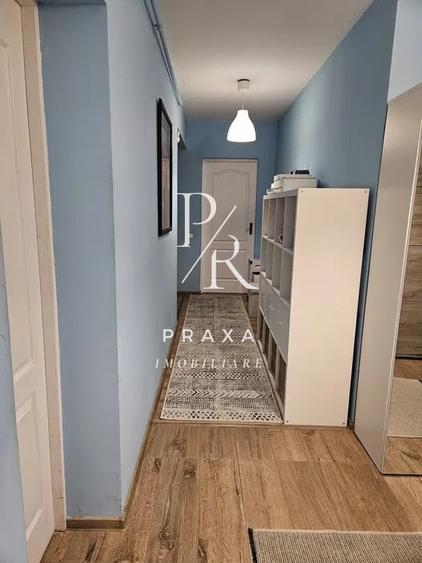 Apartament cu 2 camere semidecomandat, mobilat în Florești