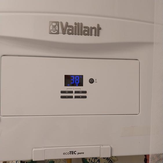 Apartament cu 3 camere decomandat în Tineretului