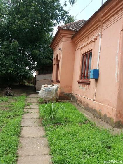 Casă cu 4 camere în Poiana Mare