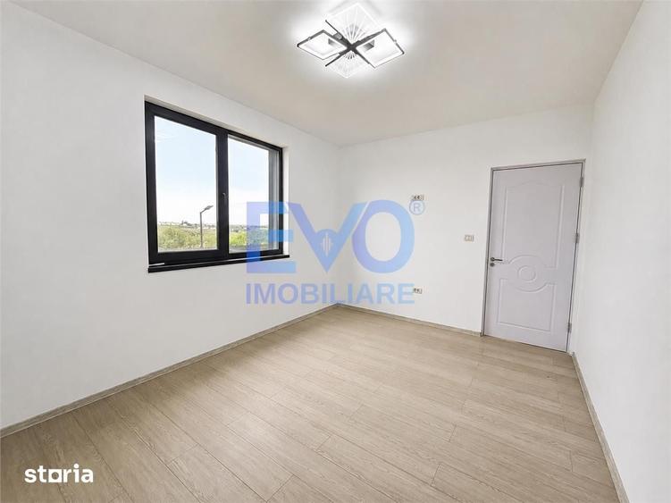 Casă cu 4 camere cu Teren 588 Mp în Bârnova