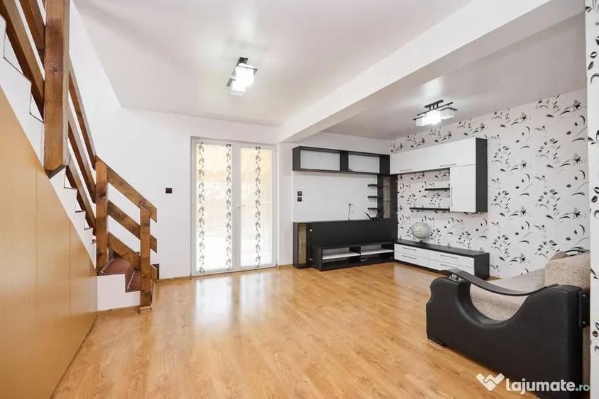 Casă cu 3 camere cu Teren 333 Mp în Uiasca