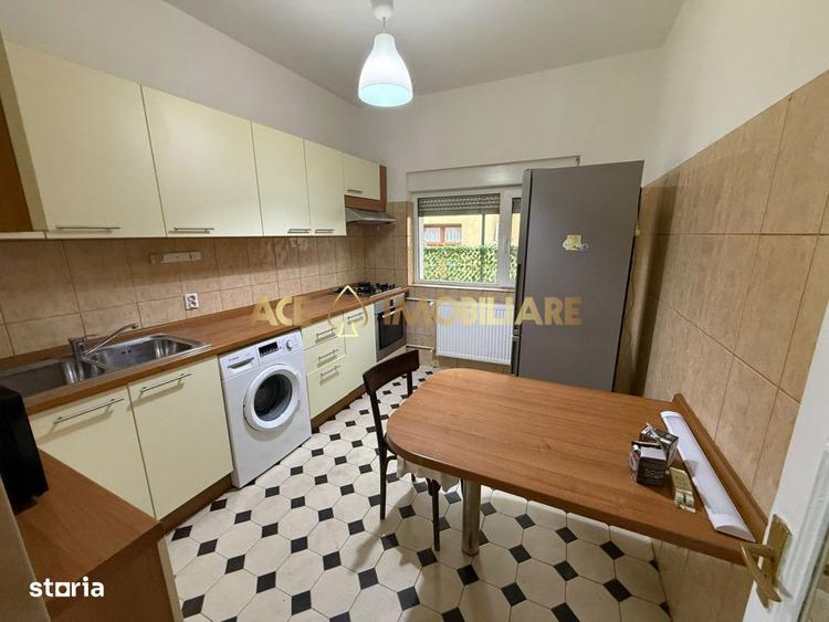 Casă cu 5 camere cu Teren 121 Mp în Grivița