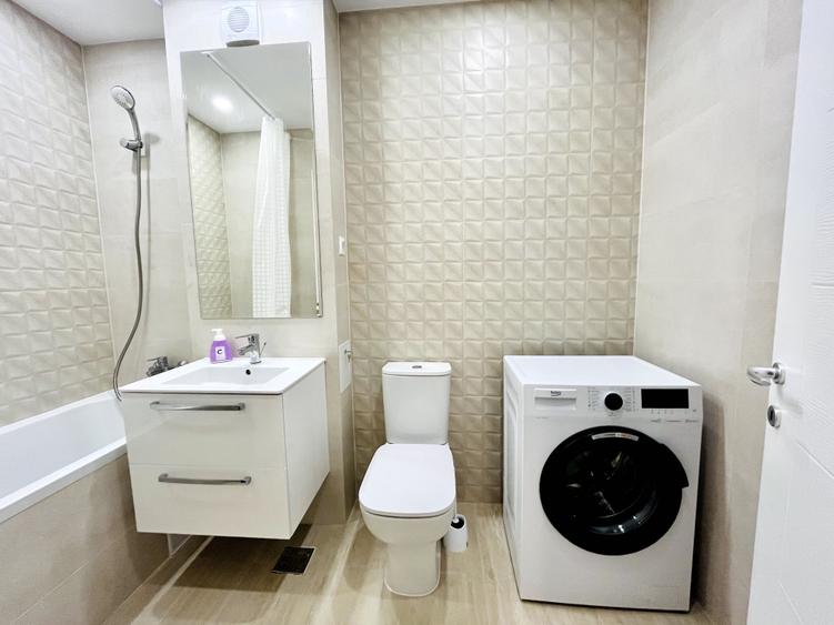 Apartament cu 2 camere semidecomandat în Cățelu
