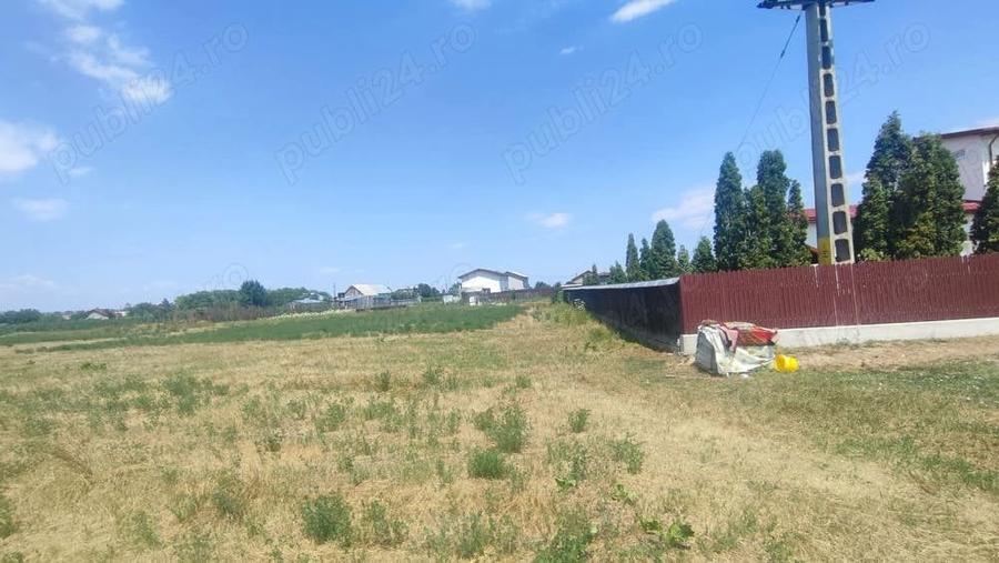 Teren în Schineni (Săucești)