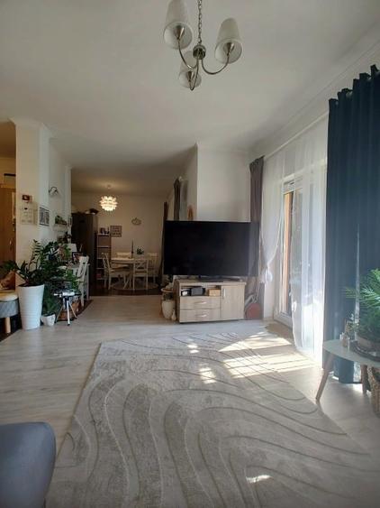 Duplex cu 3 camere cu Canalizare în Vladimirescu