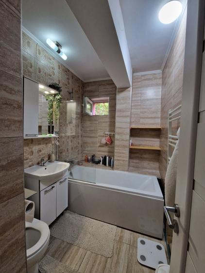 Apartament cu 2 camere decomandat în Baciu