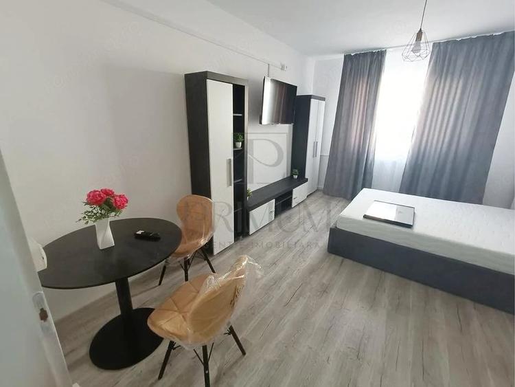 BLASCOVICI - 1 CAM - ETAJ 1 - RENOVAT - MOBILAT UTILAT - 4