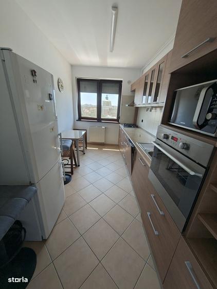 Apartament cu 3 camere decomandat în Foișorul de Foc