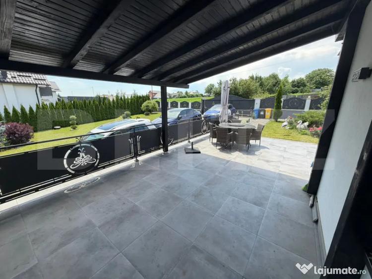 Casă cu 5 camere cu Teren 1453 Mp în Central