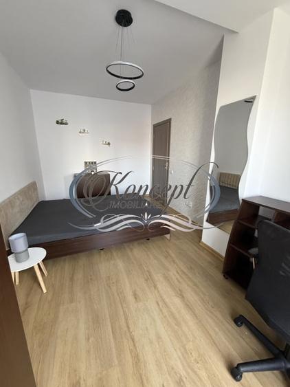 Apartament cu 3 camere semidecomandat, mobilat în Semicentral