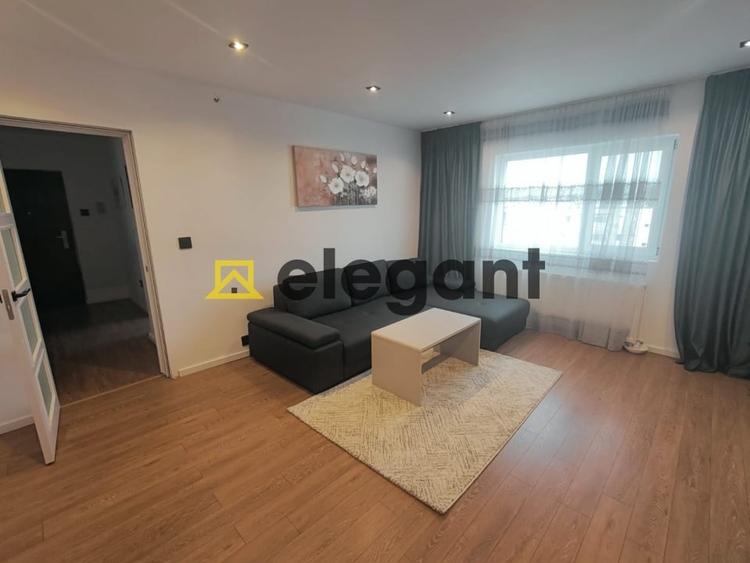 Apartament cu 3 camere decomandat, mobilat în Craiovița Nouă
