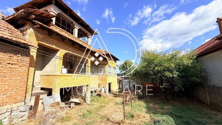 Casă cu 4 camere în Mușetești