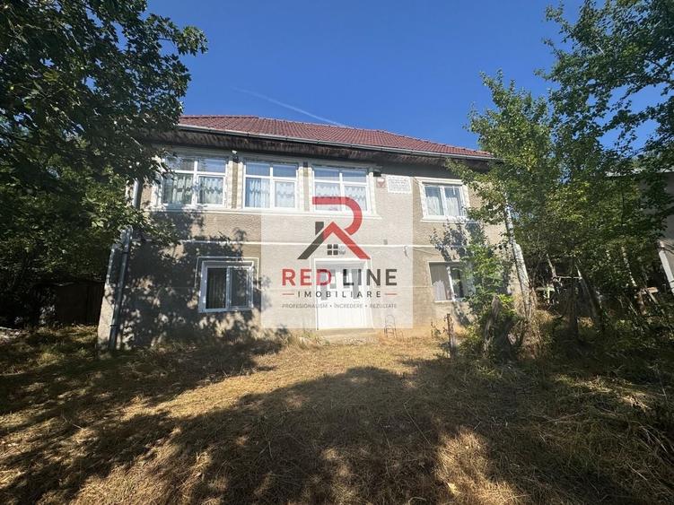 Casă individuală cu 4 camere cu Canalizare în Prejna