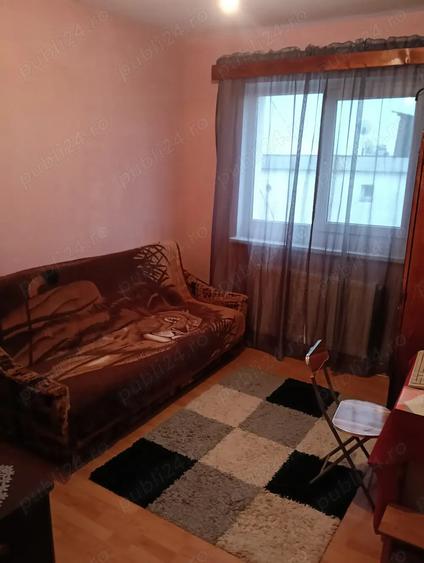 Vand apartament cu 4 camere - 1
