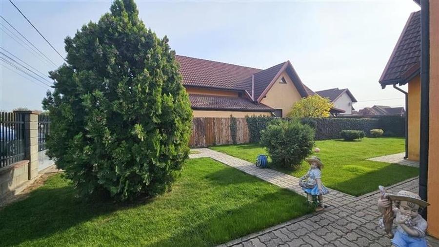 COMISION 0% CASA INDIVIDUALA CU CARPORT DUMBRAVITA LAC - PADURE - 22