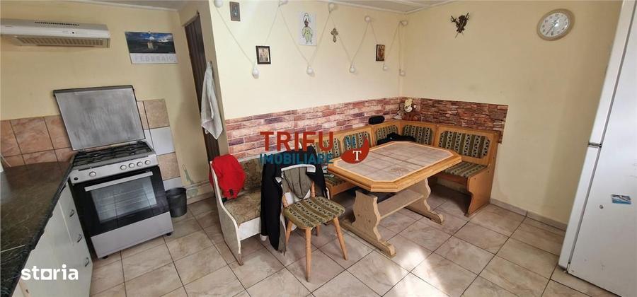 Casa de vanzare 3 camere zona Sard - 2