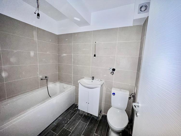 PROPRIETAR - Apartament cu 3 camere (ideal pentru investiție) - 4