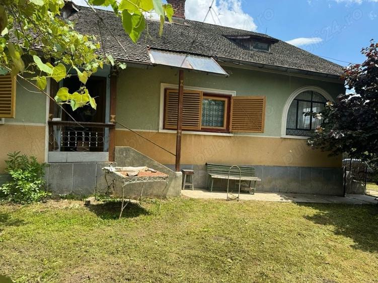 Teren de 5600 mp, în Vărbila