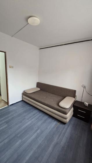 Vind garsoniera central - 6