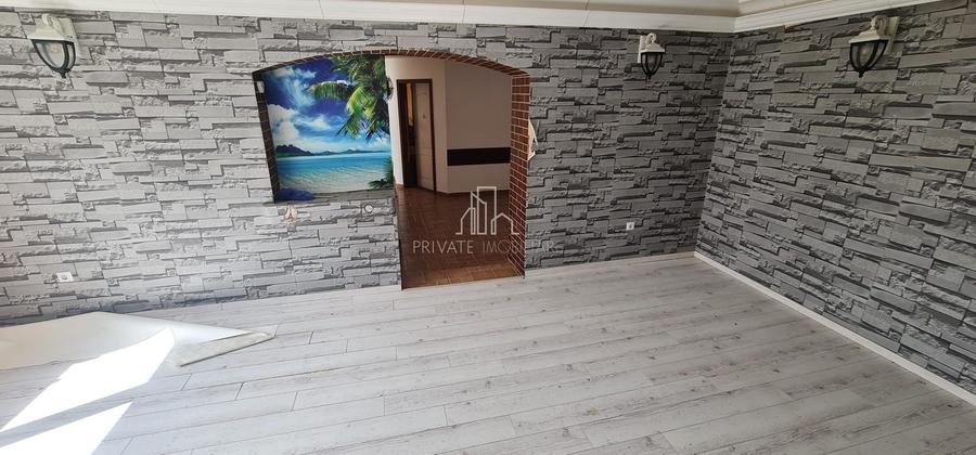 Service Auto/Spatiu Productie 300 Mp+ Apartament, Str Podeni, Unirii - 9