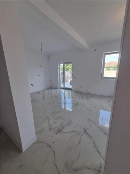 Utvin- toate utilitatile- 4 camere - 5