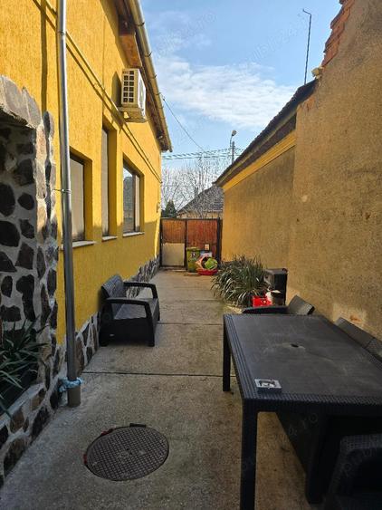 Vand vila P+M , zona Cantemir-Salca, constr 2014, , SC-194 mp, teren 270, gaz - 15