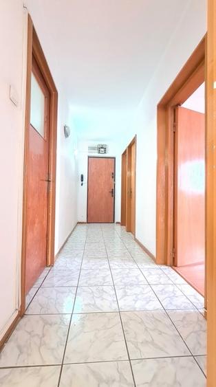 Plazza Mall, 3 camere,et 9/10-62.000 Euro - 5