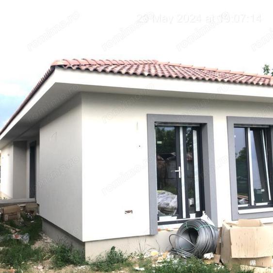 Casa 3 dormitoare INDIVIDUALA pe parter teren 860 mp Giroc - 1